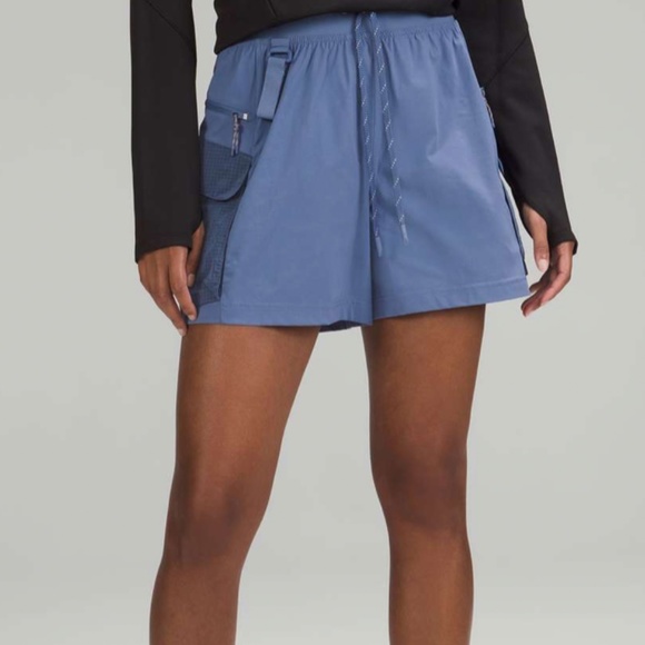lululemon athletica Pants - Multi-Pocket Cargo High-Rise Hiking Short